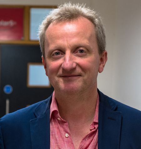 Bild: Prof. Dr. Neil Gregor (Copyright: Prof. Dr. Neil Gregor)